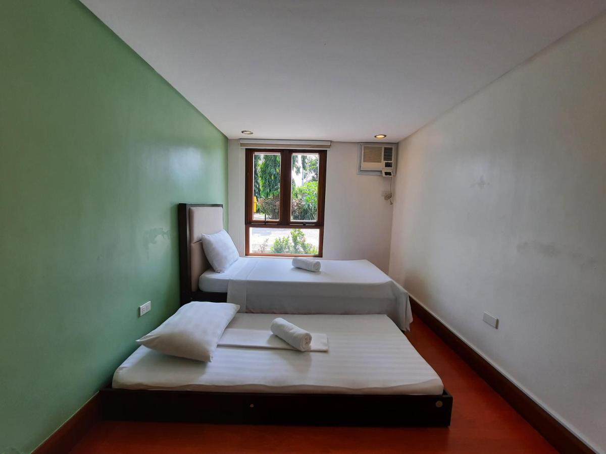 Estancia De Lorenzo Tarlac Экстерьер фото