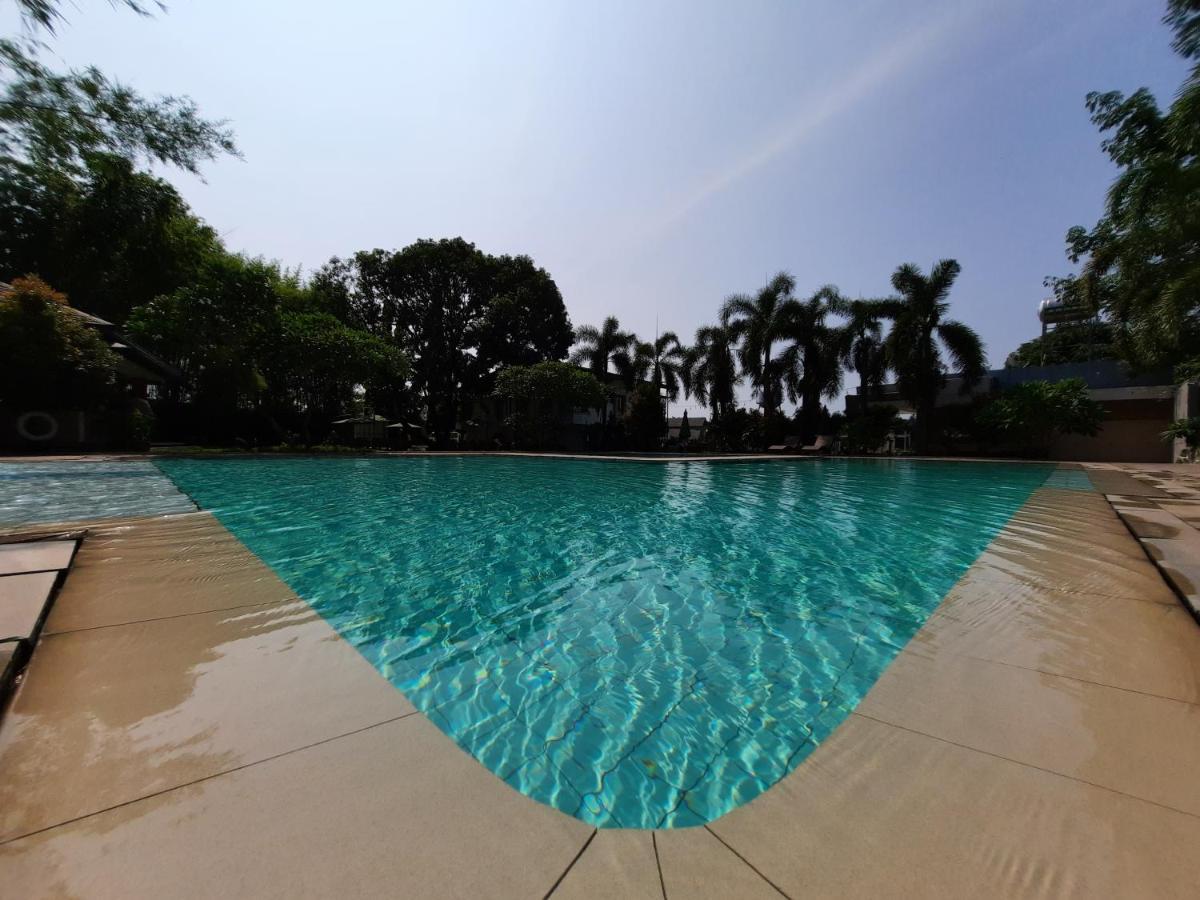Estancia De Lorenzo Tarlac Экстерьер фото